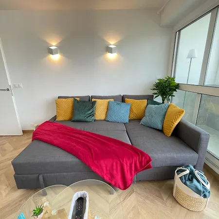 Paris Pantin Magnifique Appartement 4 Pieces De 108M2 Avec 2 Parking Interieur - Tres Cosy Pour 1 A 12 Personnes - Entierement Refait A Neuf Entire Apartment Luxurious And Warm - Pantin Paris 19 Eme Free Wifi Gratuit Exterior photo