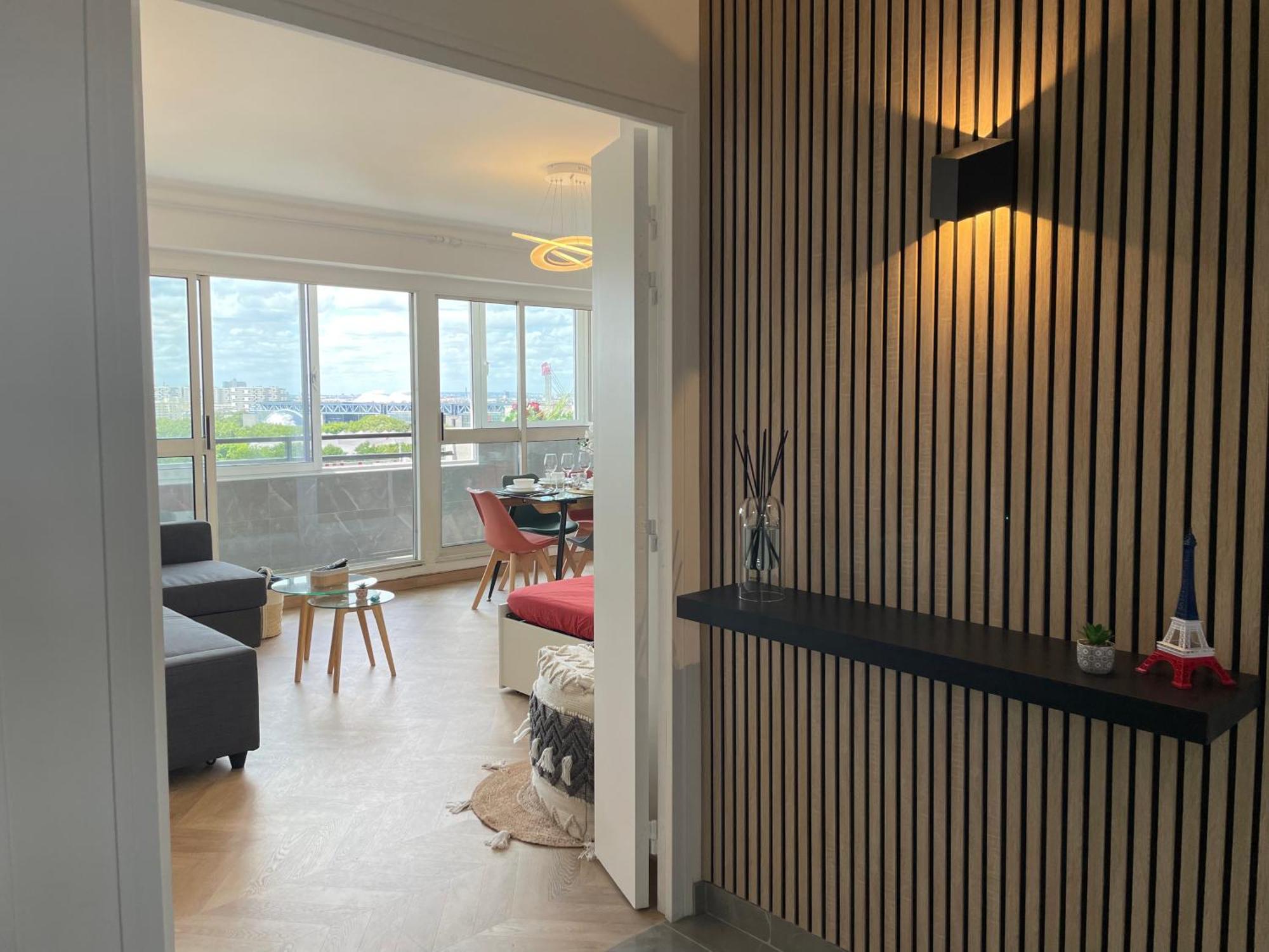 Paris Magnifique 4 Pieces De 108m2 Avec 2 Parking Interieur - Tres Cosy Pour 1 A 12 Personnes - Entierement Refait A Neuf Entire Luxurious And Warm - Paris 19 Eme Free Wifi Gratuit Pantin