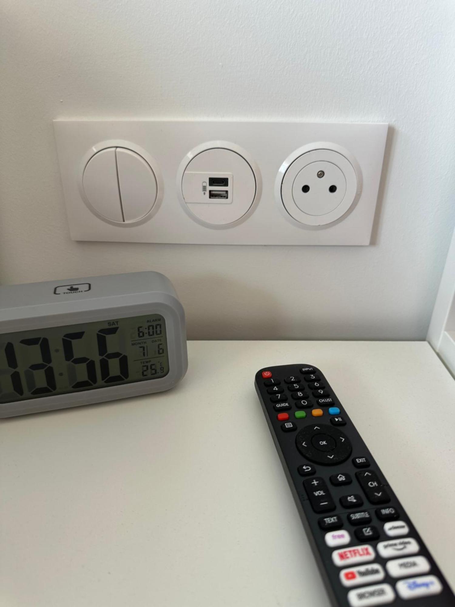 Apartment Paris Magnifique 4 Pieces De 108m2 Avec 2 Parking Interieur - Tres Cosy Pour 1 A 12 Personnes - Entierement Refait A Neuf Entire Luxurious And Warm - Paris 19 Eme Free Wifi Gratuit *