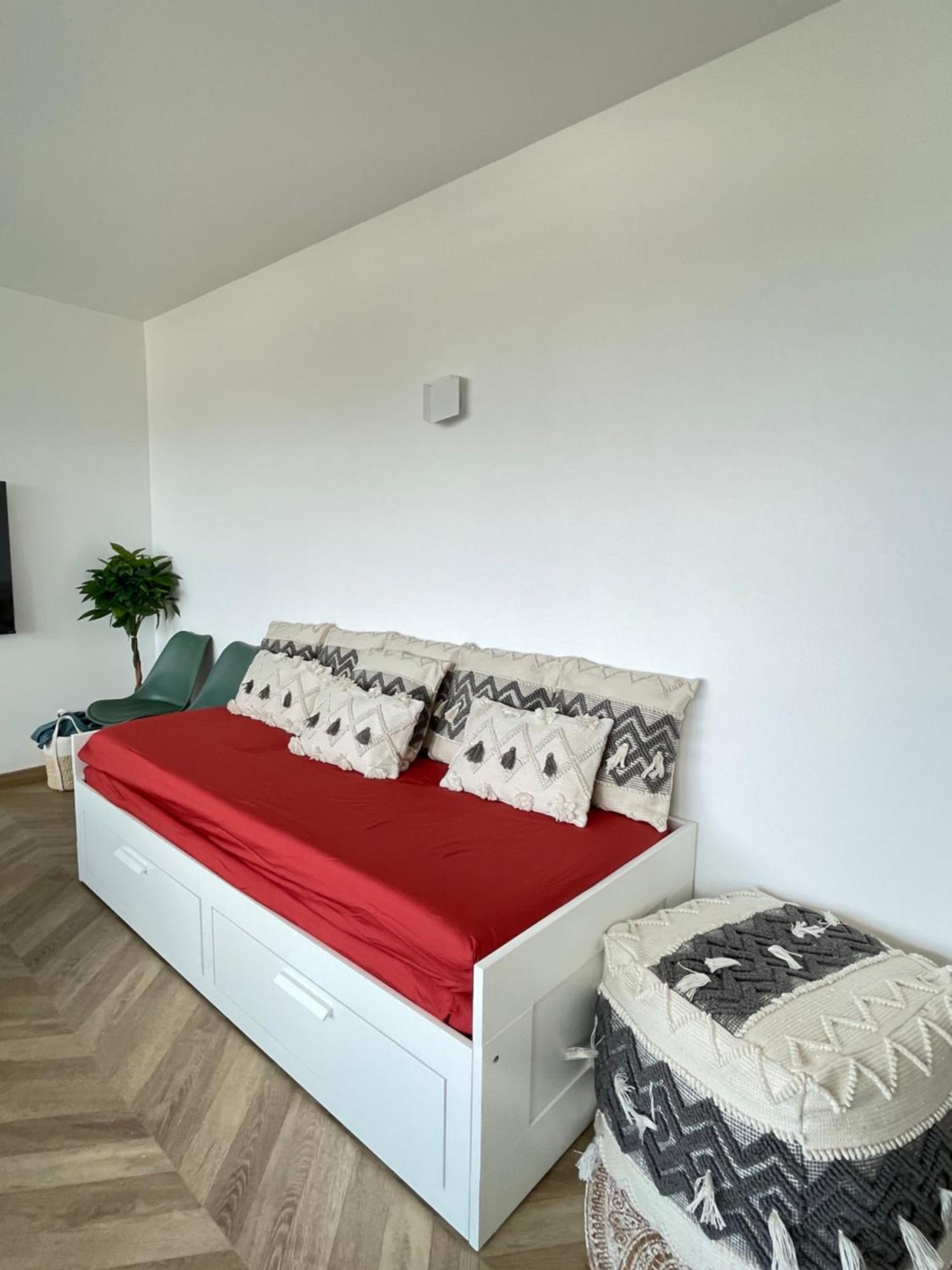 Paris Magnifique 4 Pieces De 108m2 Avec 2 Parking Interieur - Tres Cosy Pour 1 A 12 Personnes - Entierement Refait A Neuf Entire Luxurious And Warm - Paris 19 Eme Free Wifi Gratuit