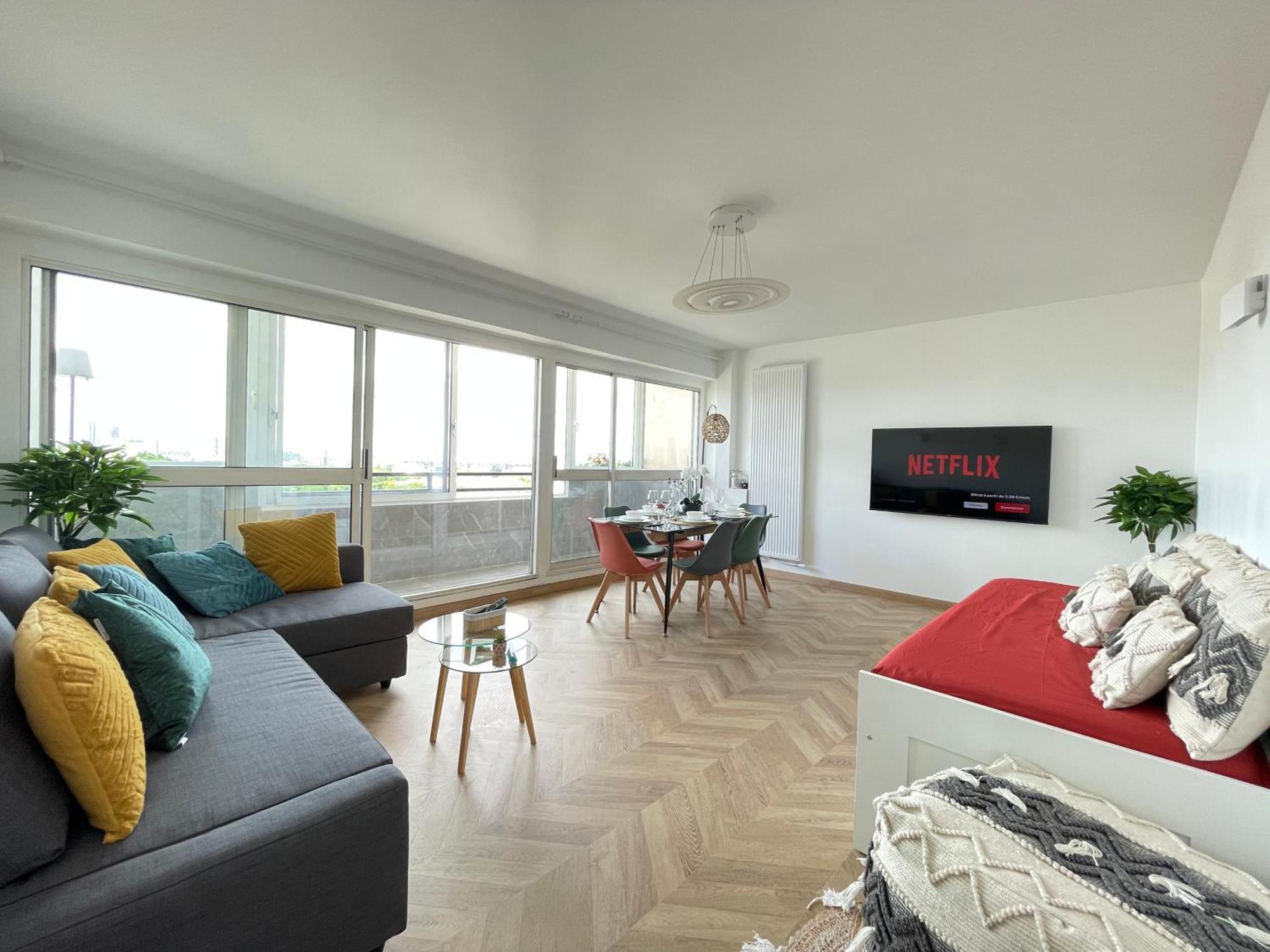 Paris Magnifique 4 Pieces De 108m2 Avec 2 Parking Interieur - Tres Cosy Pour 1 A 12 Personnes - Entierement Refait A Neuf Entire Luxurious And Warm - Paris 19 Eme Free Wifi Gratuit Pantin