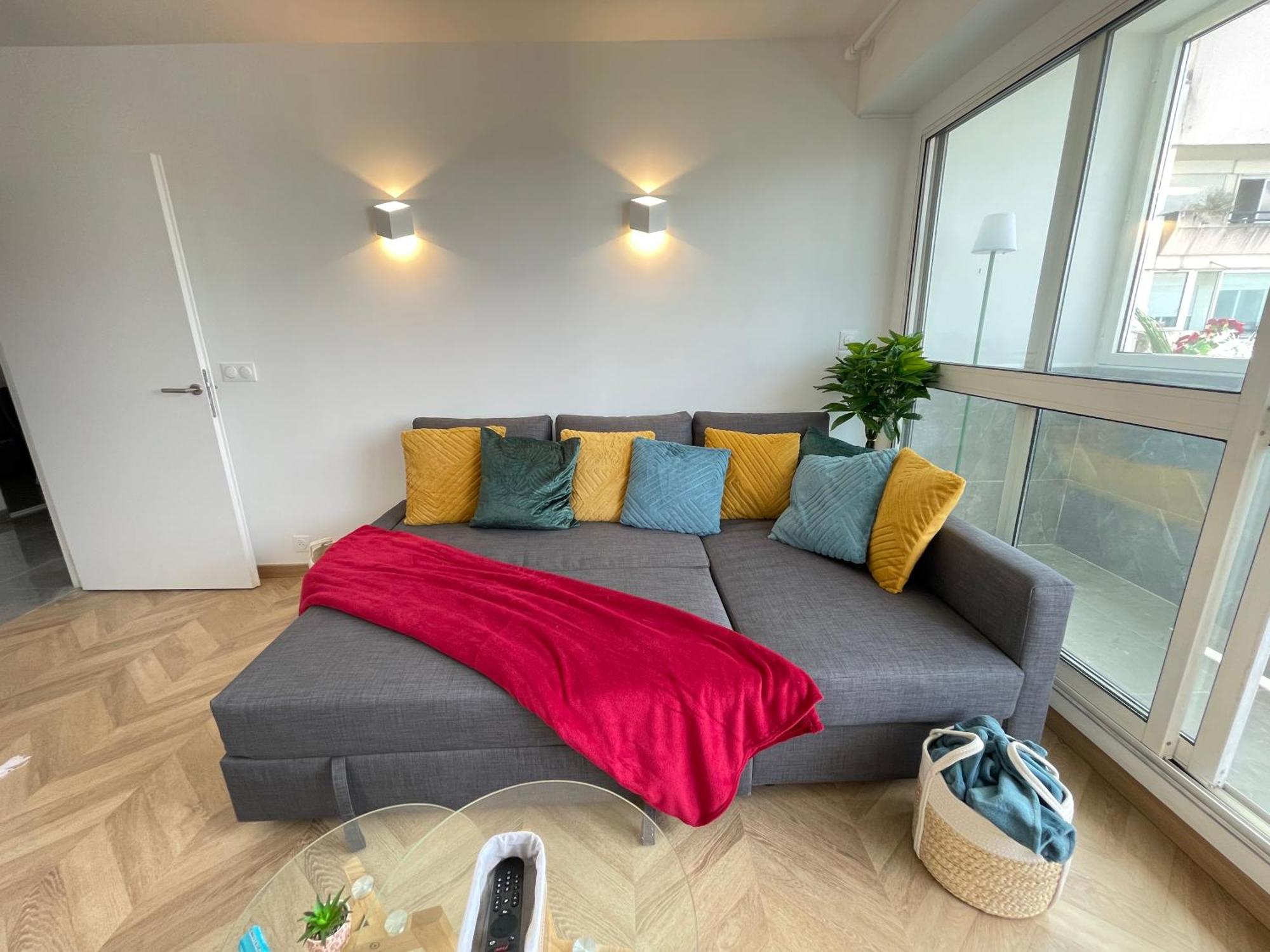 Paris Magnifique 4 Pieces De 108m2 Avec 2 Parking Interieur - Tres Cosy Pour 1 A 12 Personnes - Entierement Refait A Neuf Entire Luxurious And Warm - Paris 19 Eme Free Wifi Gratuit