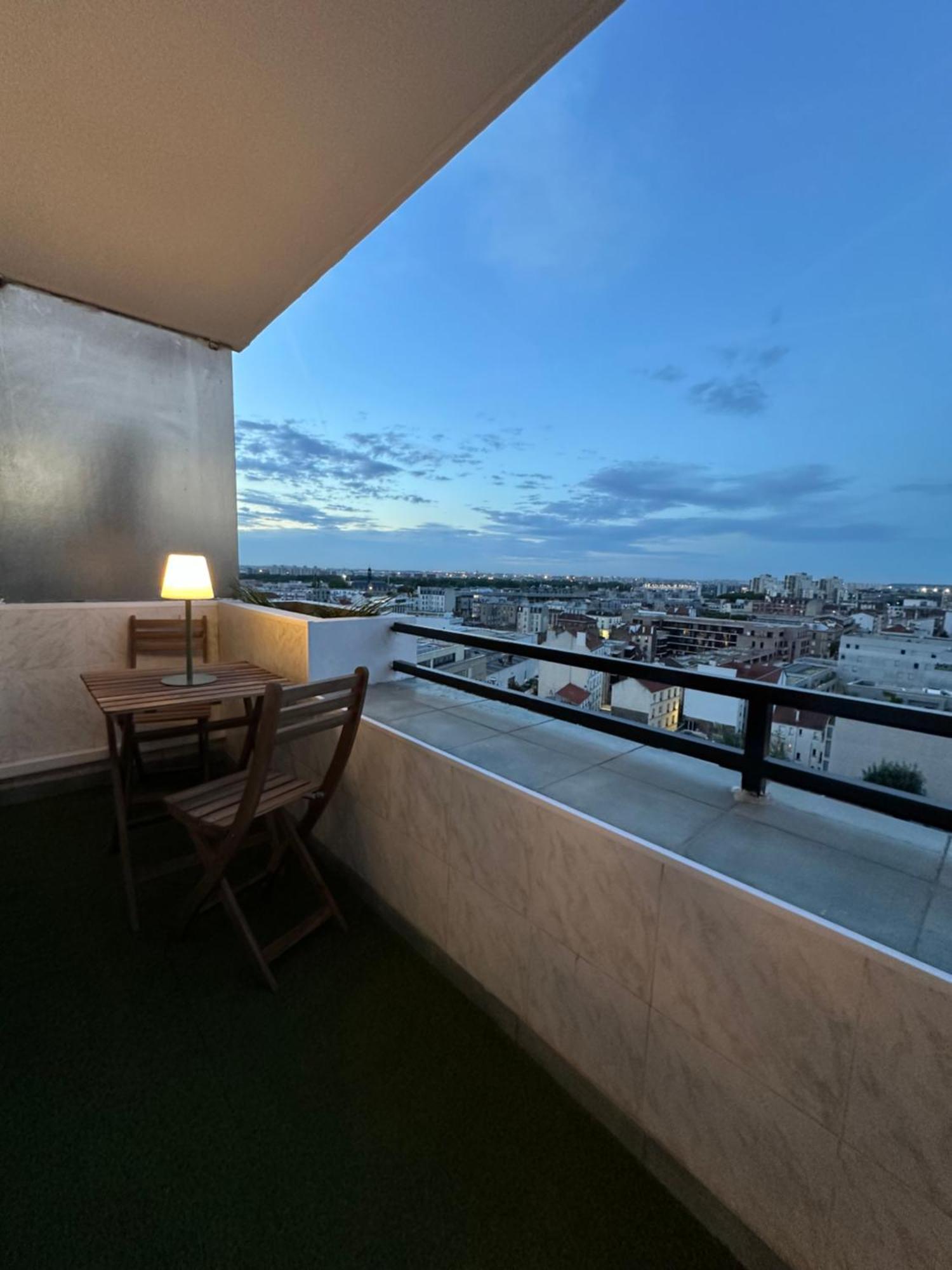 Paris Magnifique 4 Pieces De 108m2 Avec 2 Parking Interieur - Tres Cosy Pour 1 A 12 Personnes - Entierement Refait A Neuf Entire Luxurious And Warm - Paris 19 Eme Free Wifi Gratuit